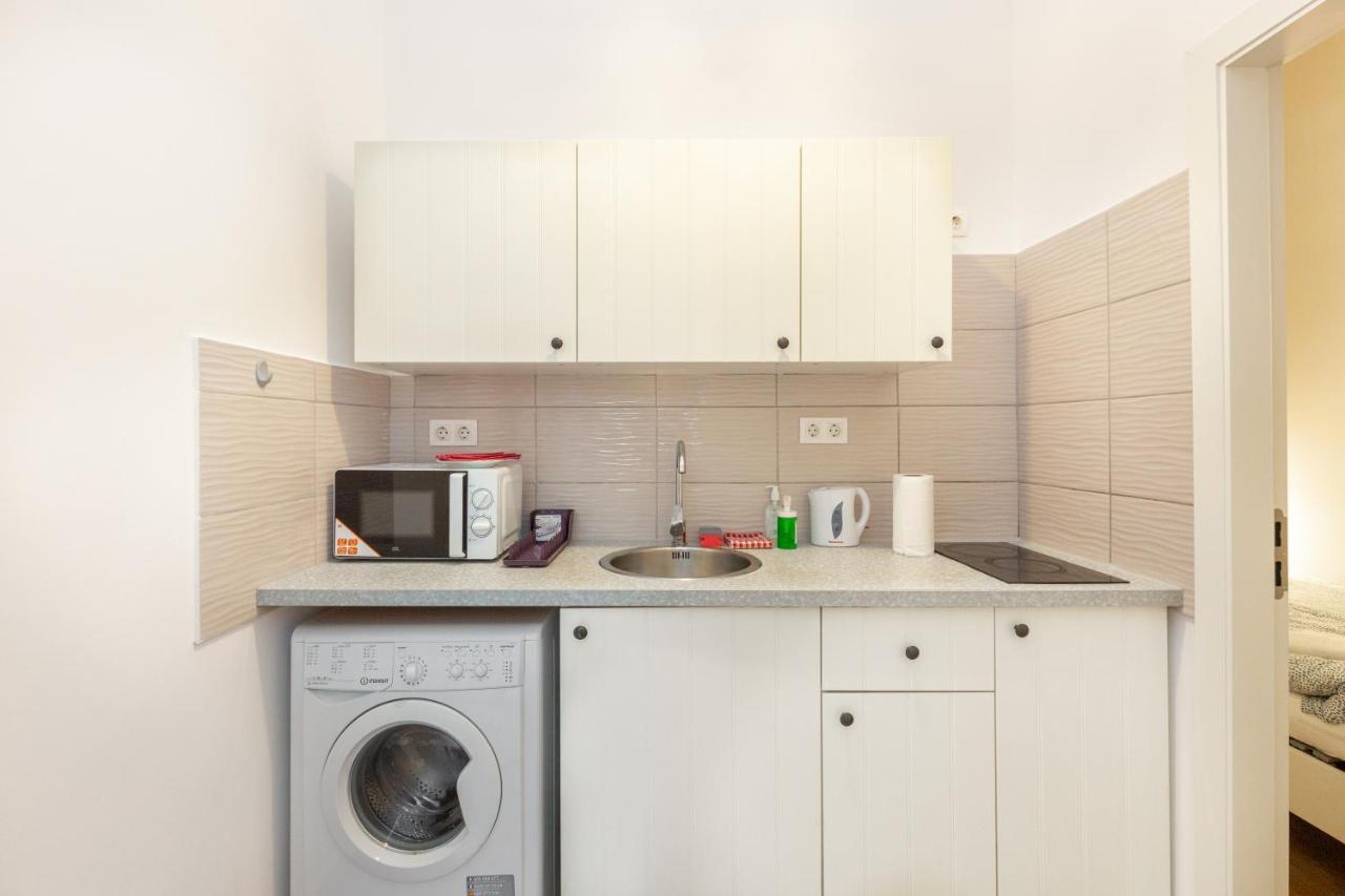 Nepszinhaz 16 Tiny Studios บูดาเปสต์ ภายนอก รูปภาพ